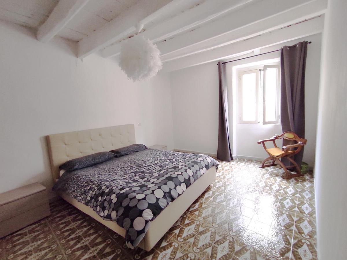 אלגהרו Su Boe Apartment מראה חיצוני תמונה